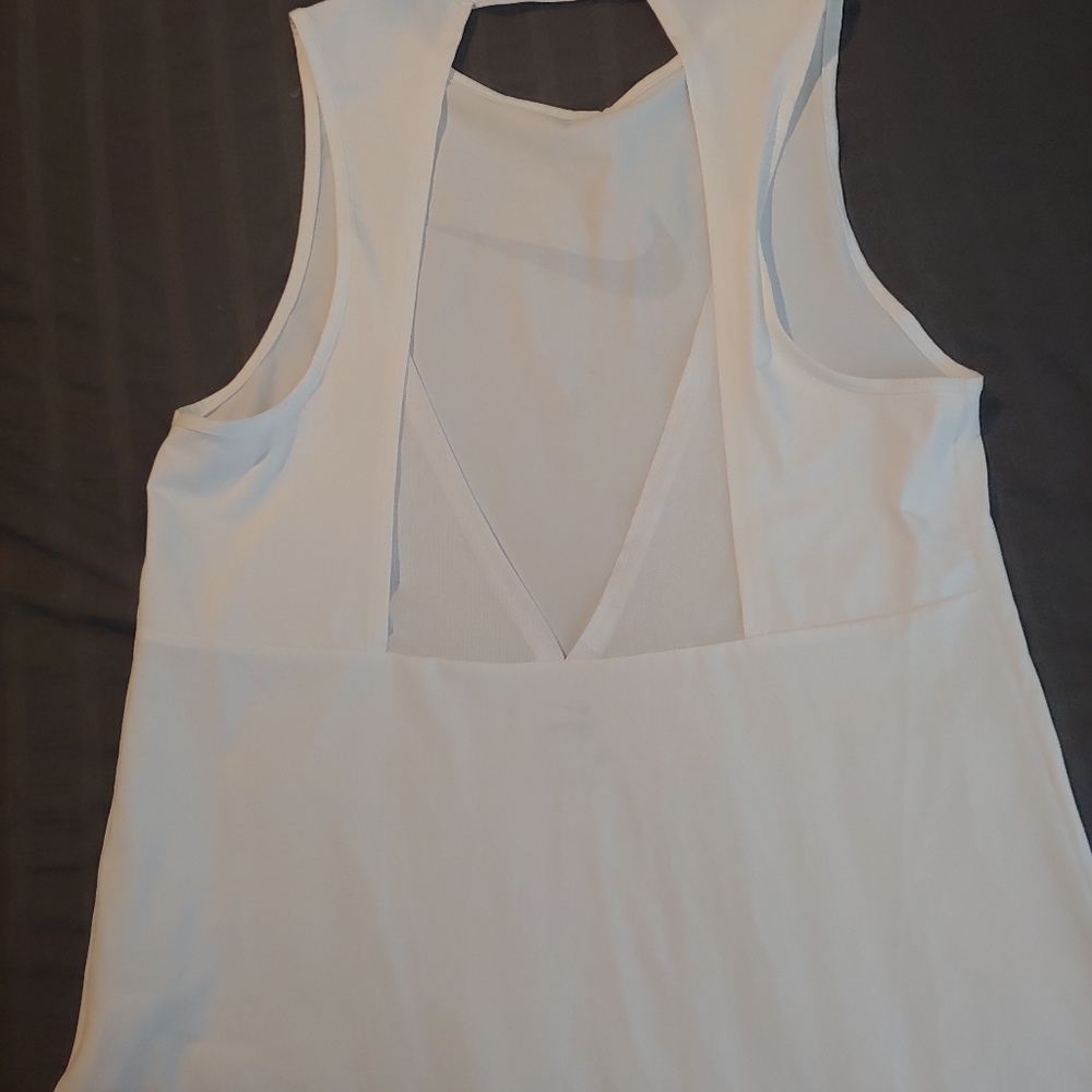 Clothes - Picture 12 of 12